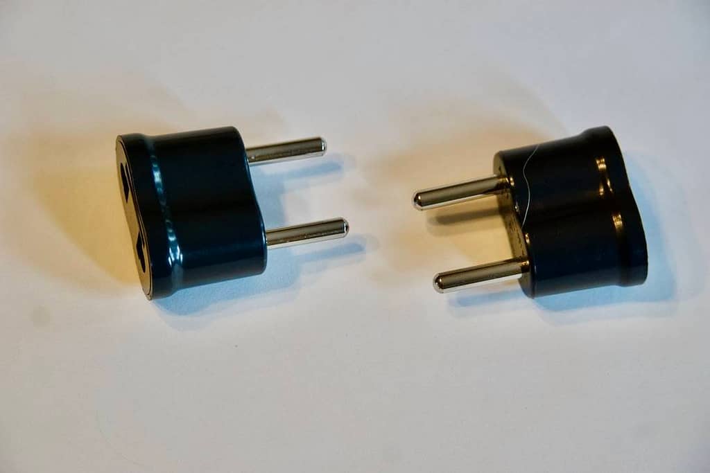 International electrical plugs