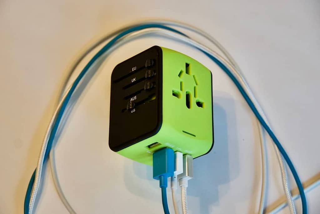 International Voltage converters